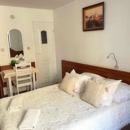 Goscinne Unikat - Self Check In Homestay *